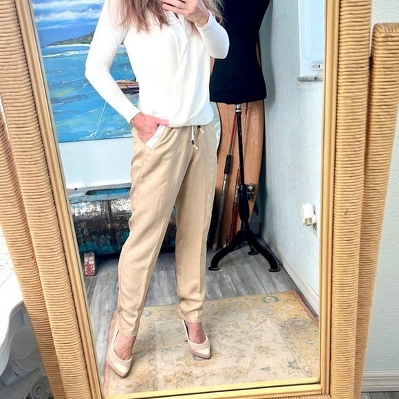 VTG Benetton,Silky & So Soft, Snap & Drawstring,High-Waisted,Pockets,Size 8 - Picture 3 of 11